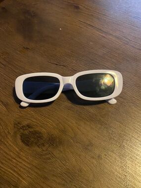 Small Rectangular White Fashion Sunglasses